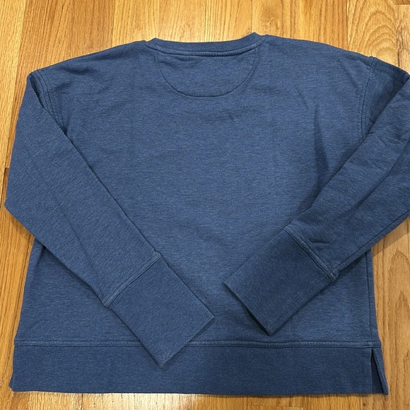 Vineyard Vines Heathered Blue Pullover - Picture 3 of 6